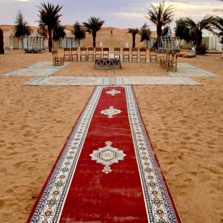 Royal Luxury Cafe Du Sud Hotel Merzouga Bagian luar foto