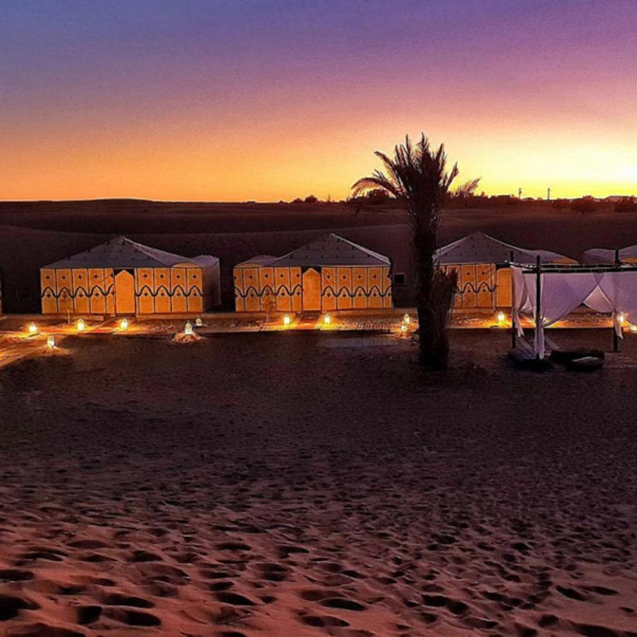 Royal Luxury Cafe Du Sud Hotel Merzouga Bagian luar foto