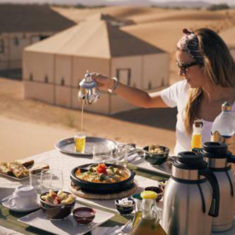 Royal Luxury Cafe Du Sud Hotel Merzouga Bagian luar foto